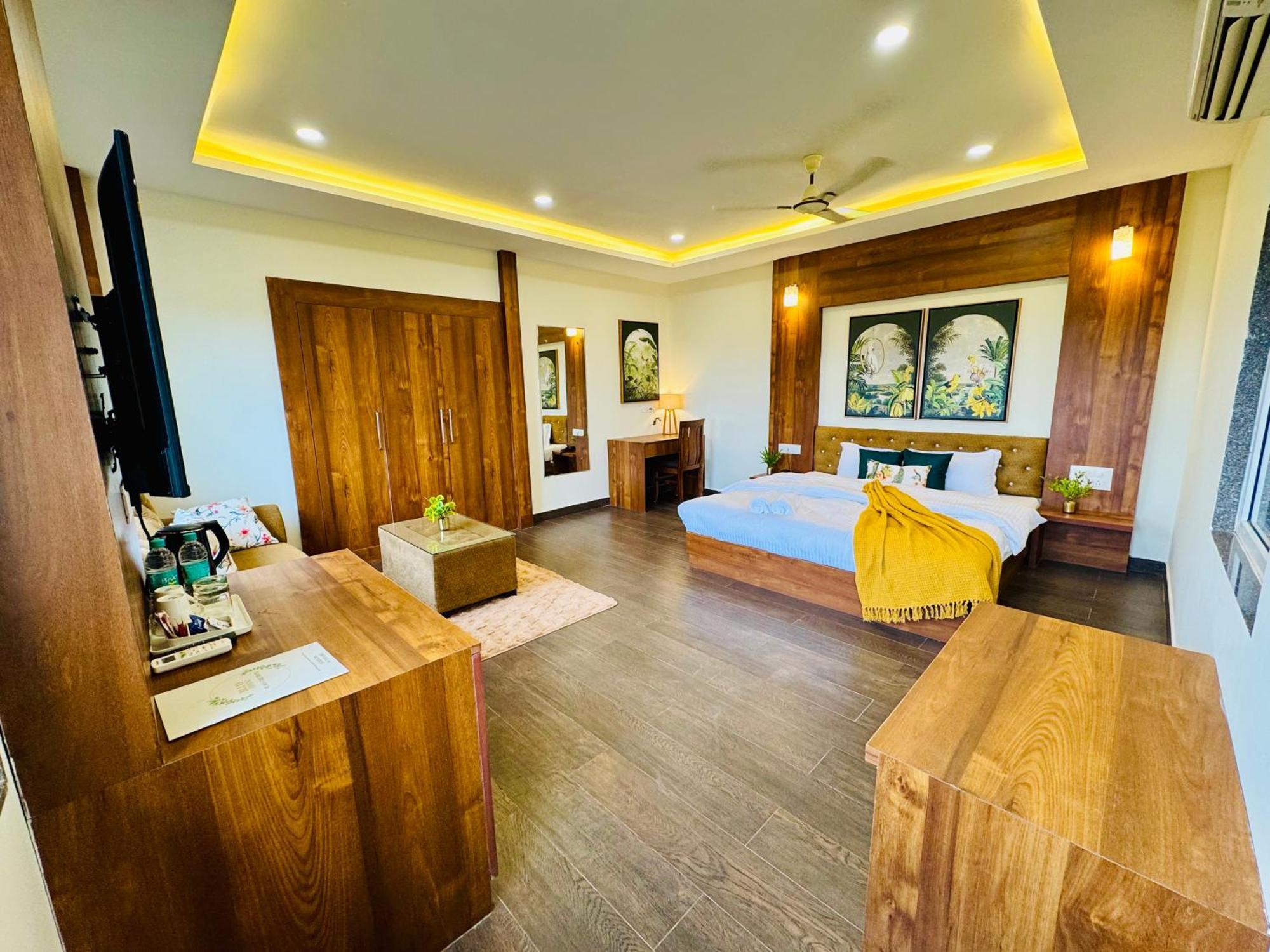 Bluo Amani Vagator - Boutique Hotel Goa Bagian luar foto